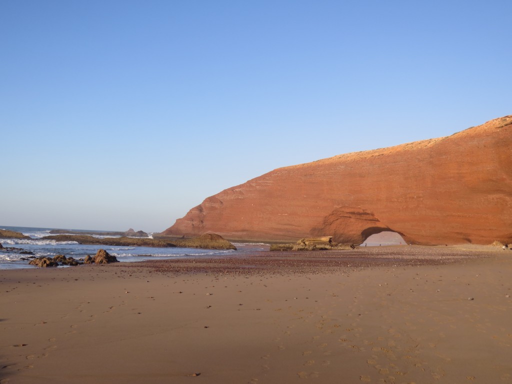 plaża Legzira, Sidi Ifni, Maroko, Martyna Skura, blog podróżniczy 