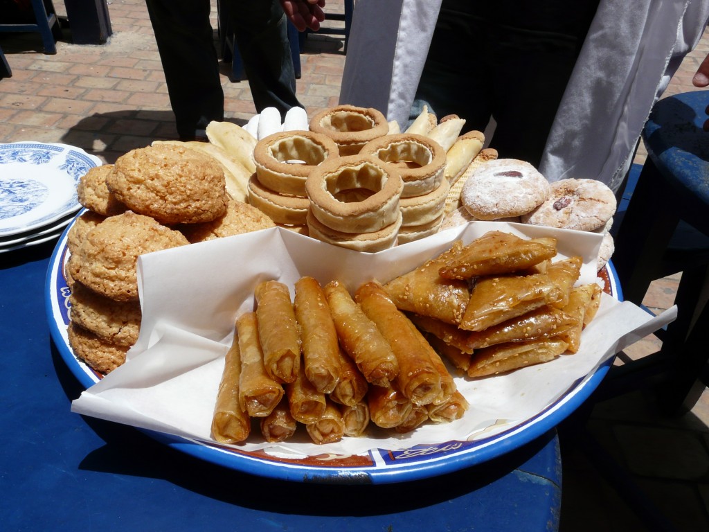 marokańskie słodycze, Maroko, Martyna Skura, blog podróżniczy, Podróże Obieżyświatki 
