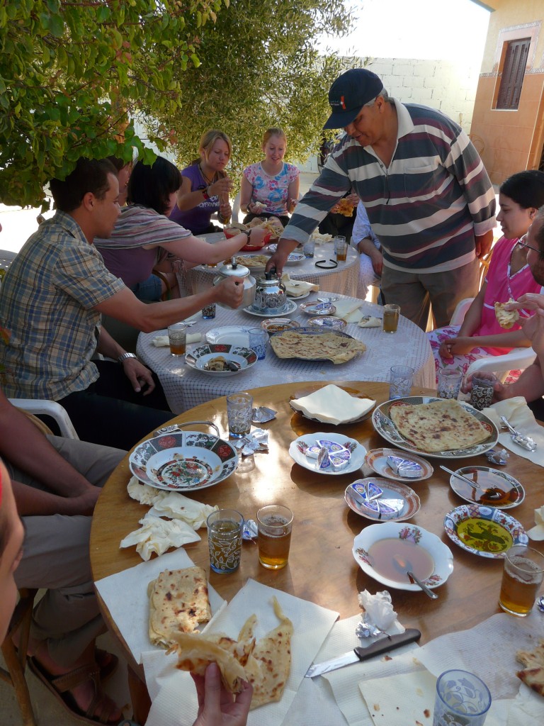 Śniadanie marokańskie, Martyna Skura, blog podróżniczy, Maroko, Asiah, podróż do Maroka 
