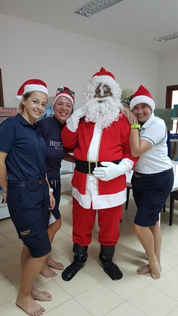 - Malediwski akademik