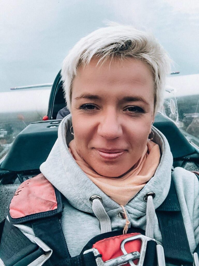 - Tyle samo lądowań co startów