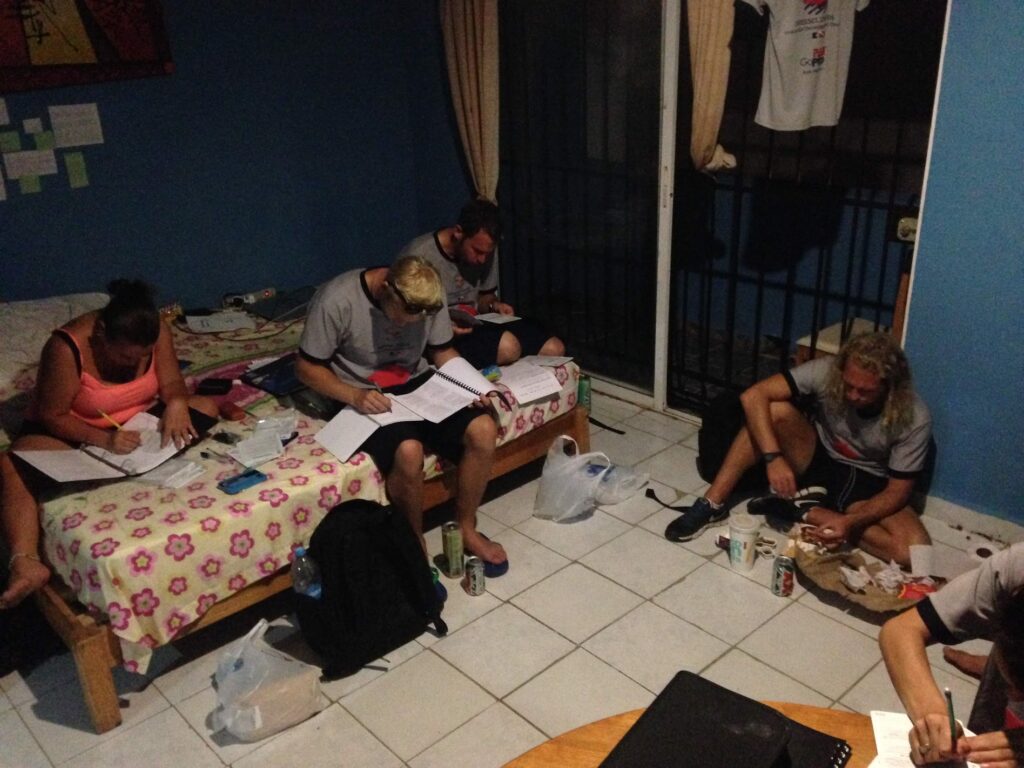 - Jak zacząć karierę jako instruktor nurkowania [post praktyczny]