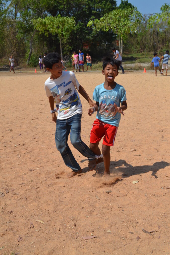 - Bo wszystkie dzieci nasze są ….