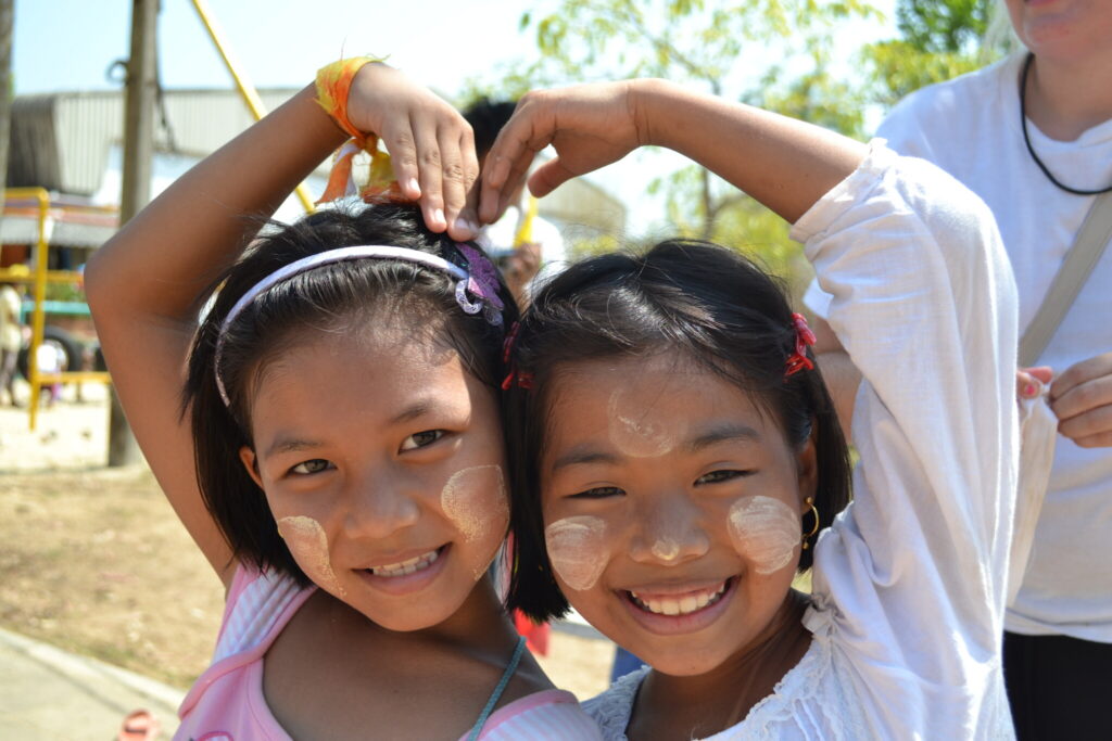 - Bo wszystkie dzieci nasze są ….