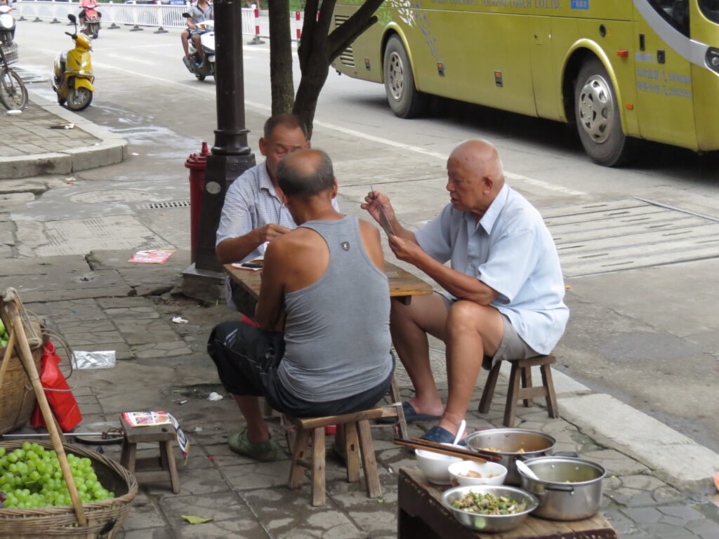 - Kobieta pracująca w Chinach